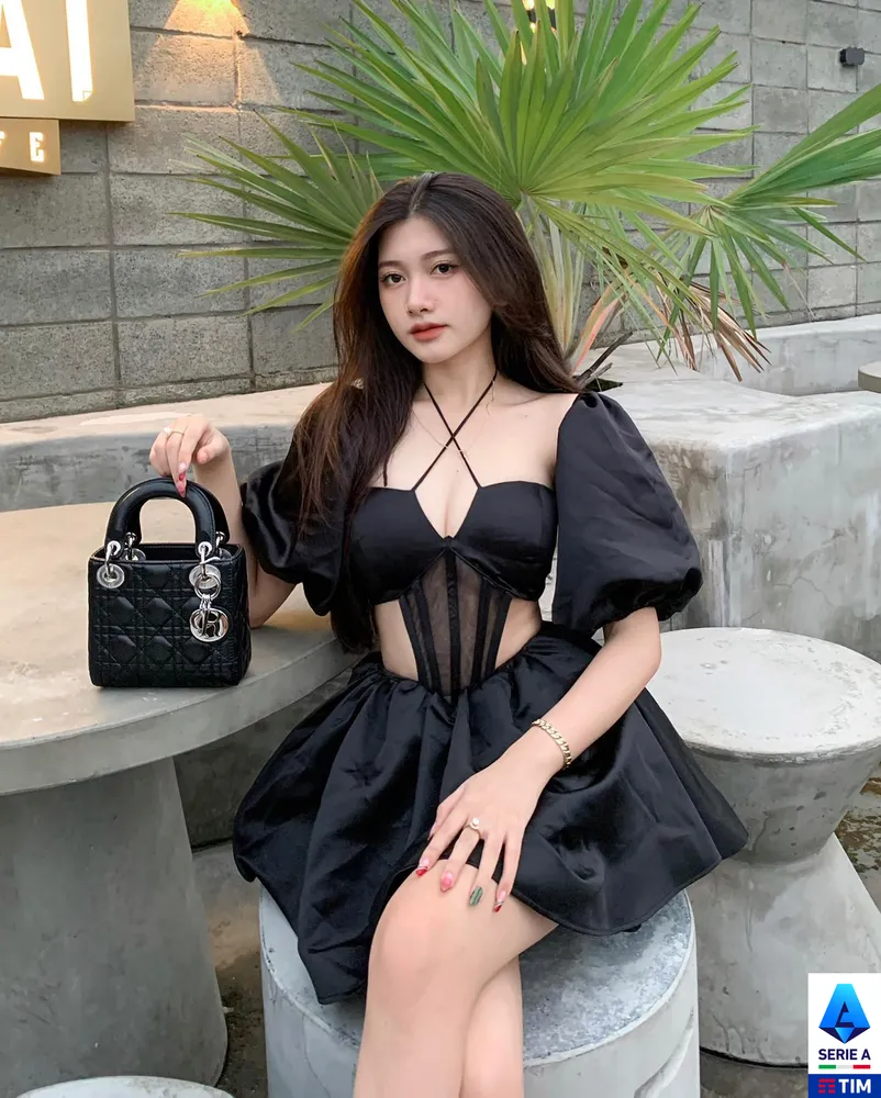 le thi thuy trang sexy 24